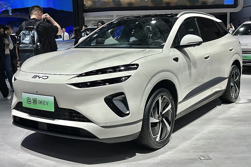 BYD SELION 06